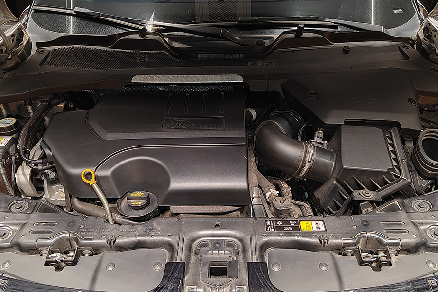 Range Rover Evoque P300 R-Dynamic HSE 