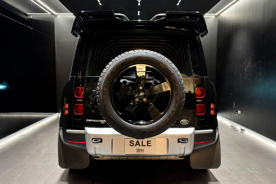 Defender 110 P400 HSE