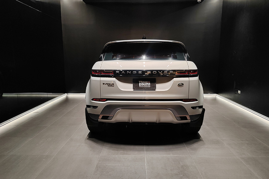 Range Rover Evoque P300 R-Dynamic HSE