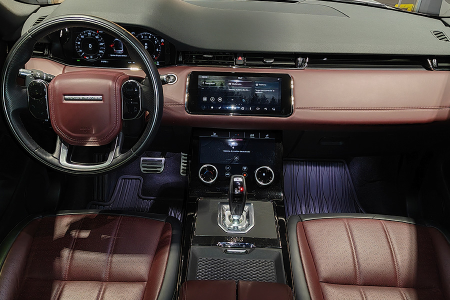 Range Rover Evoque P300 R-Dynamic HSE 
