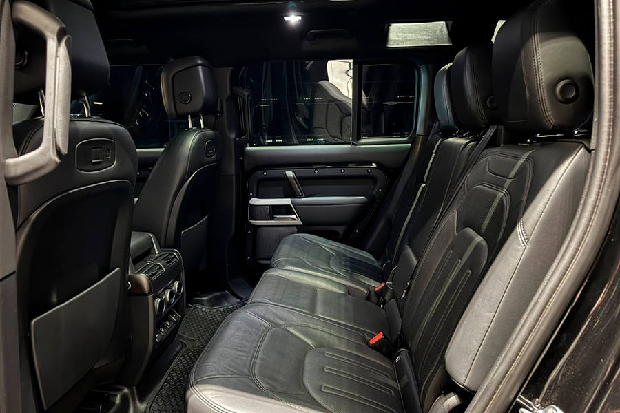 Defender 110 P400 HSE