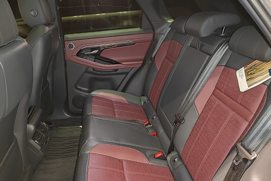 Range Rover Evoque P300 R-Dynamic HSE 